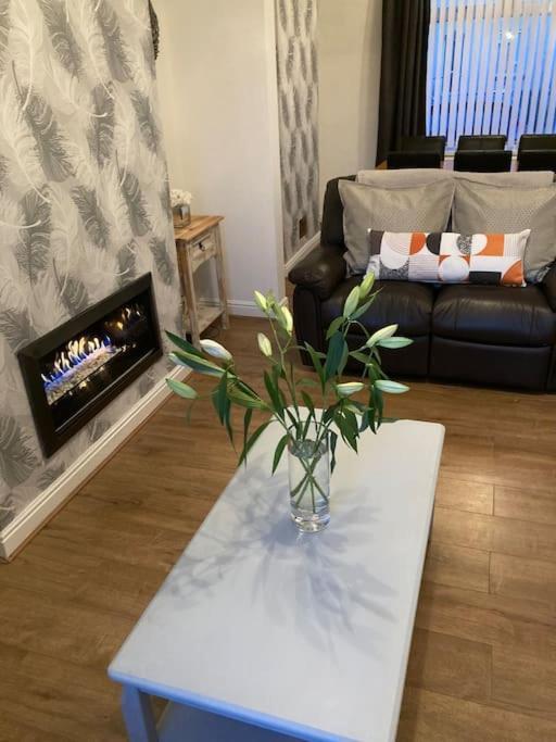 Coniston House Lancaster 3 Bedrooms Parking And Garden Exteriör bild